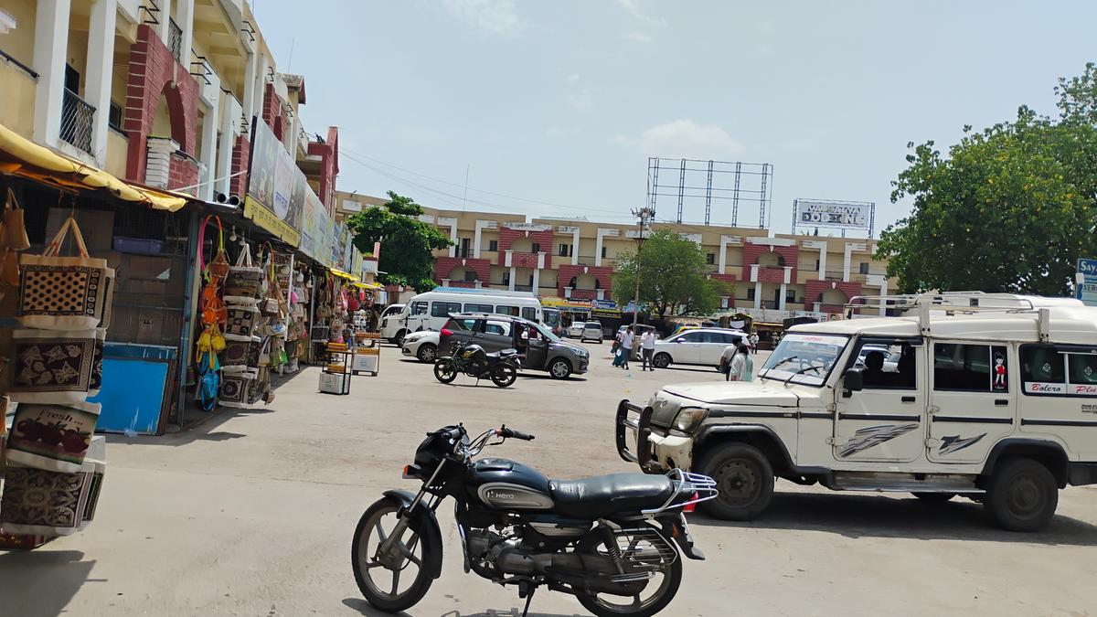 శిర్డీ మార్కెట్