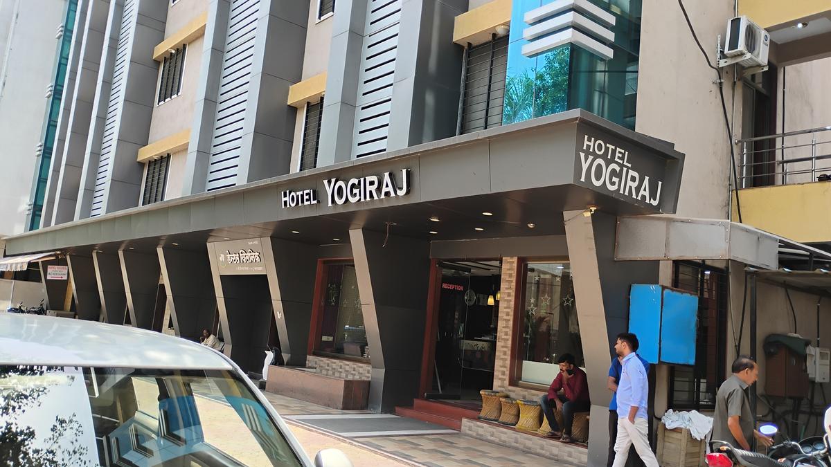 శిర్డీ అన్నదానం